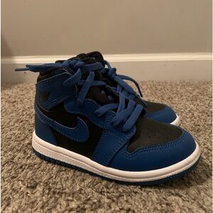 ‼️sold‼️Air Jordan 1 high TD ‘dark marina blue’